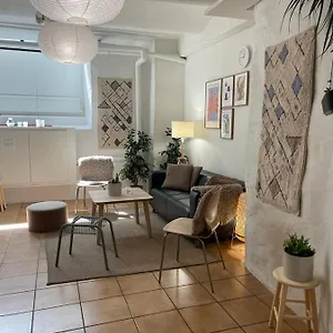 https://lodge-32.find-stockholm-hotels.com