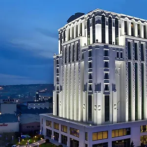 Otel Retaj Royale